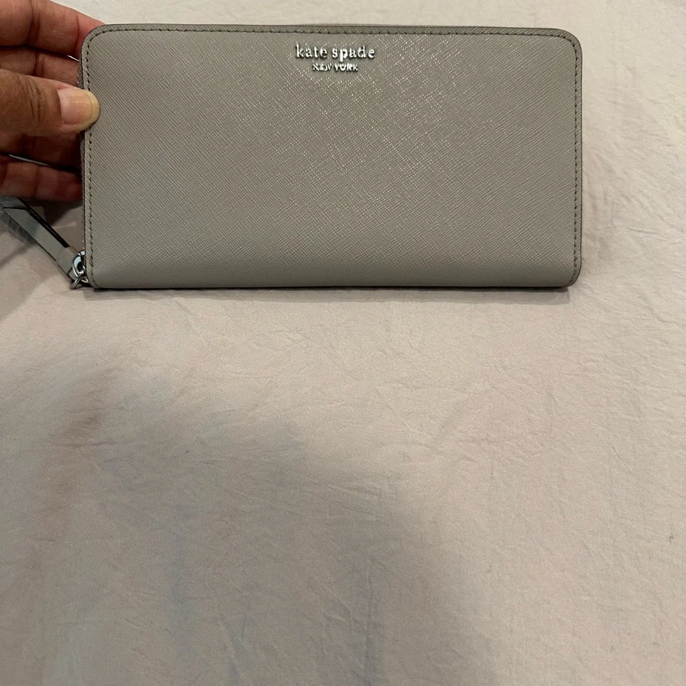 Kate Spade Cameron gray Saffiano leather wallet - Picture 4 of 8